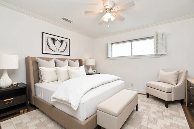 Building Photo - 7506 Creekwood Dr