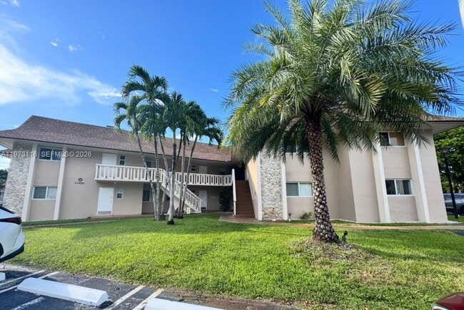 Building Photo - 7450 Miami Lakes Dr