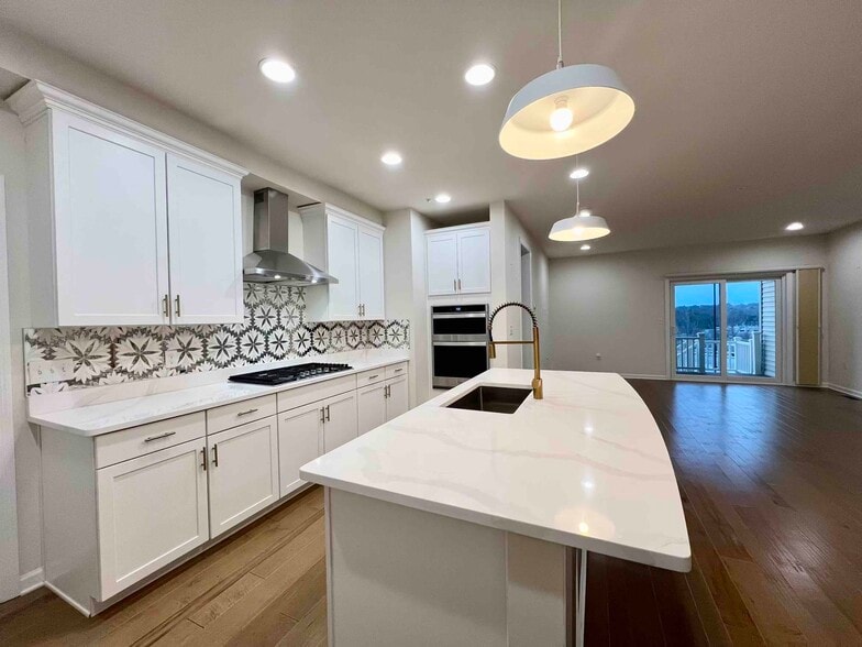 Building Photo - 3 Archer Dr