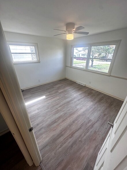 Building Photo - 43 Eleanor Ave