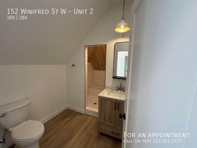Building Photo - 152 Winifred St W