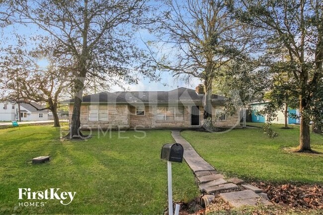 Primary Photo - 3042 Weatherford St
