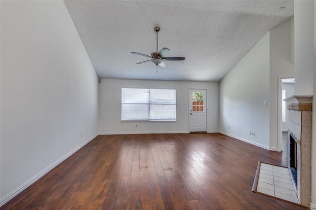 Building Photo - 1940 Helen Ln