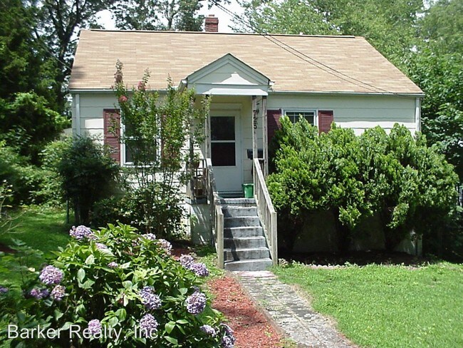 Primary Photo - 3 br, 1.5 bath House - 725 Holden Street