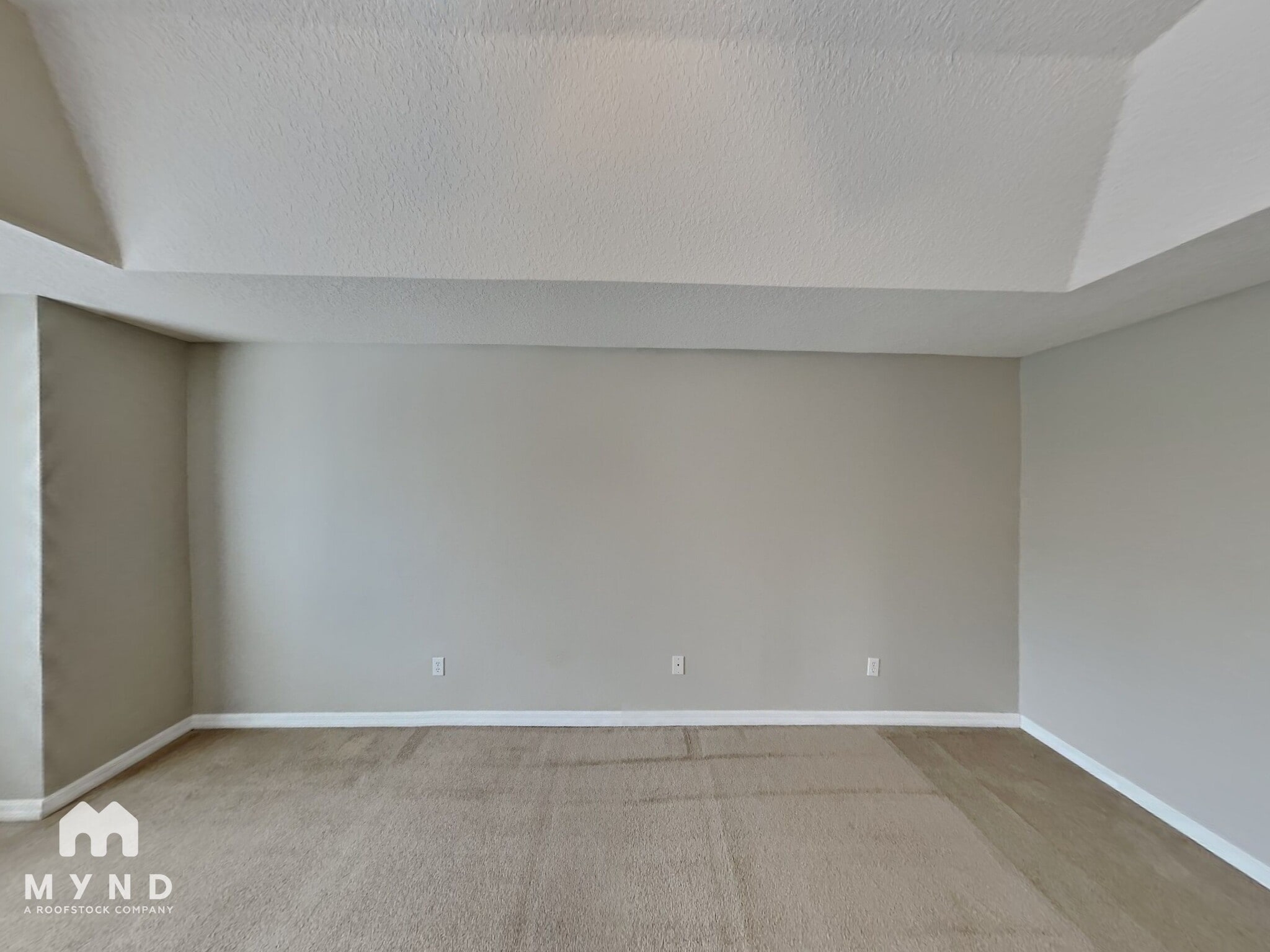 Building Photo - 1460 Travertine Terrace