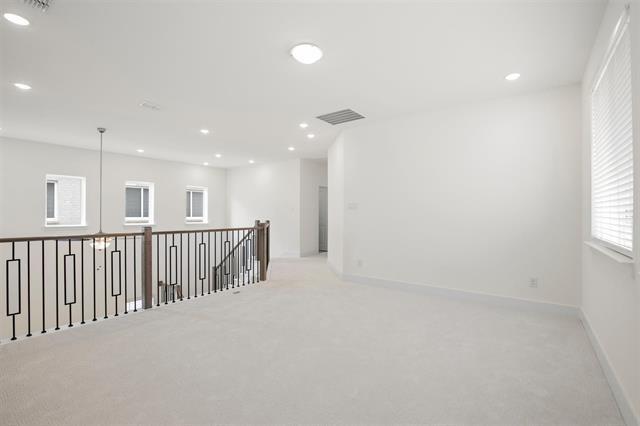 Building Photo - 14299 Saralee St
