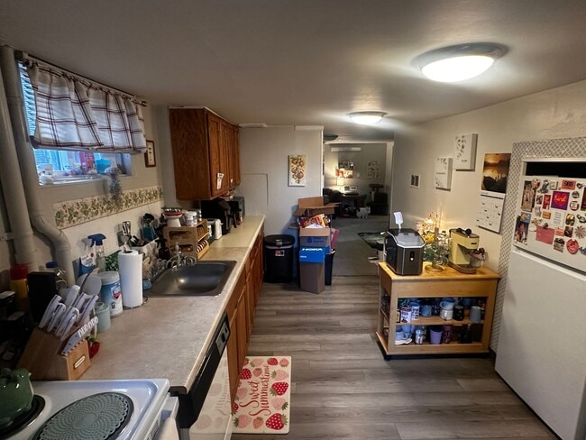 Building Photo - 2118 7th Ave