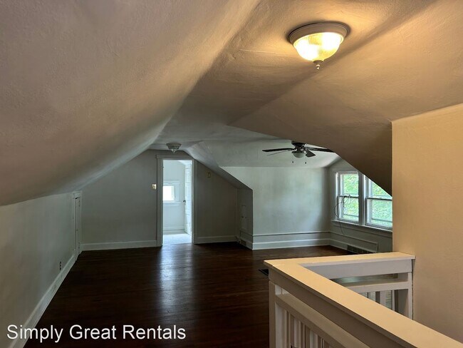 Building Photo - 3 br, 1.5 bath House - 1632 47th Street