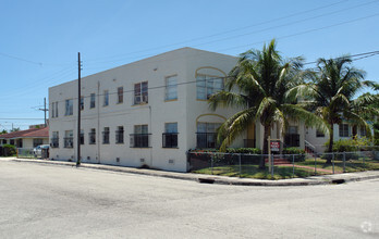 Exterior Photo - 1101 SW 12 CT