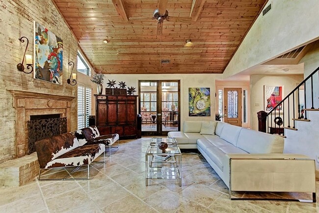 Building Photo - 2607 Crossvine Cir