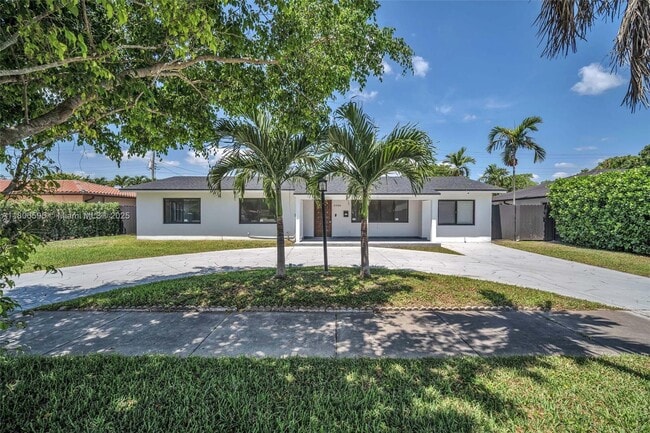 Building Photo - 3980 SW 121st Ave