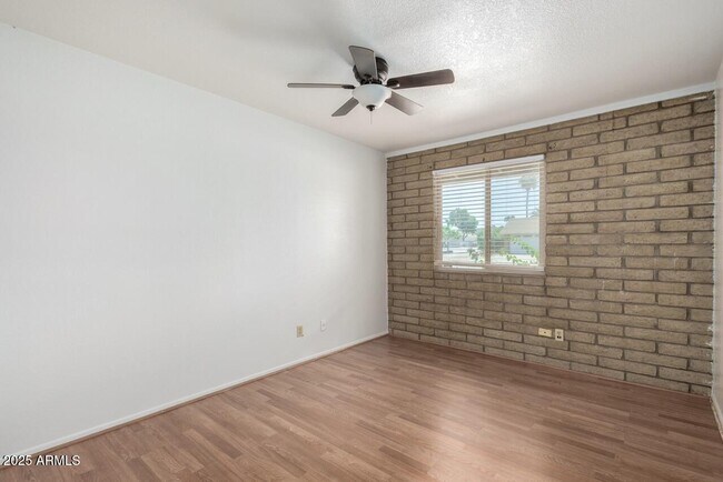 Building Photo - 3946 E Cortez St