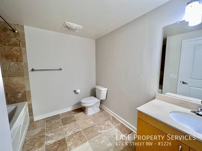 Building Photo - 475 K St NW