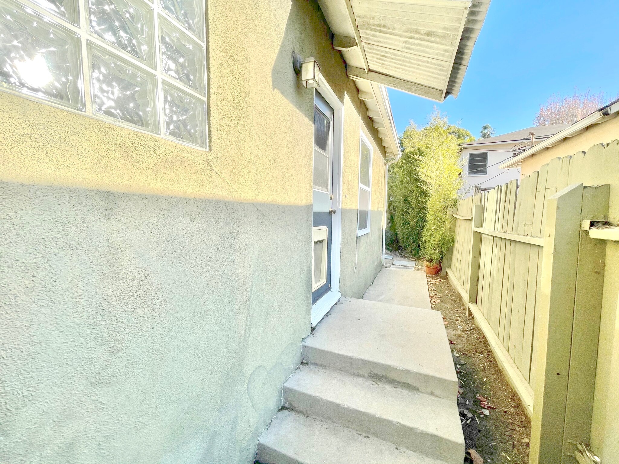 Building Photo - 11914 Ocean Park Blvd