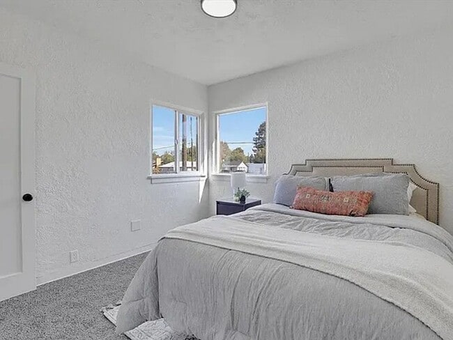 Building Photo - For Rent – Spacious 4-Bedroom, 2-Bath Home...