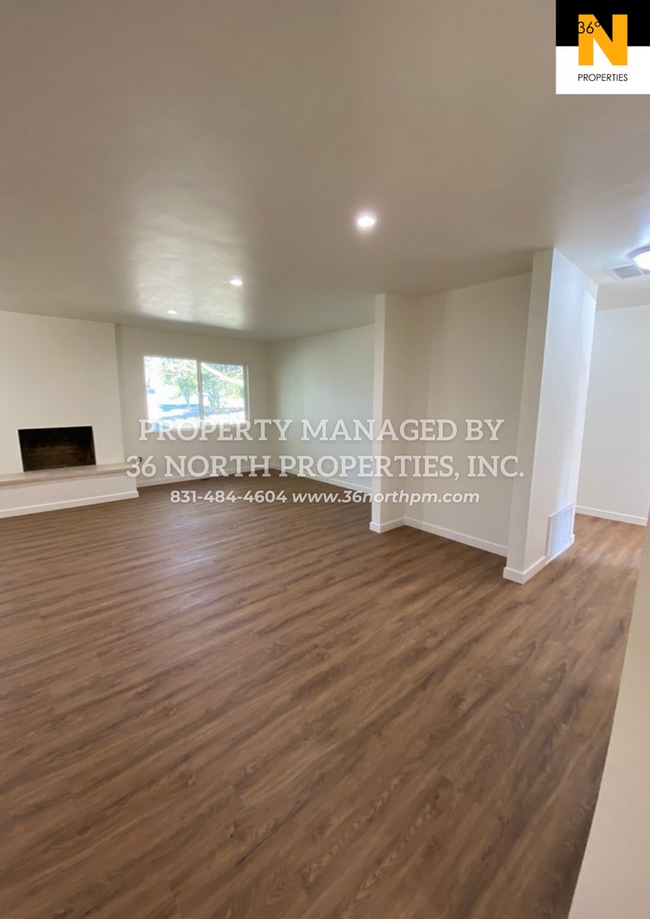 Building Photo - Carmel Valley Dreams