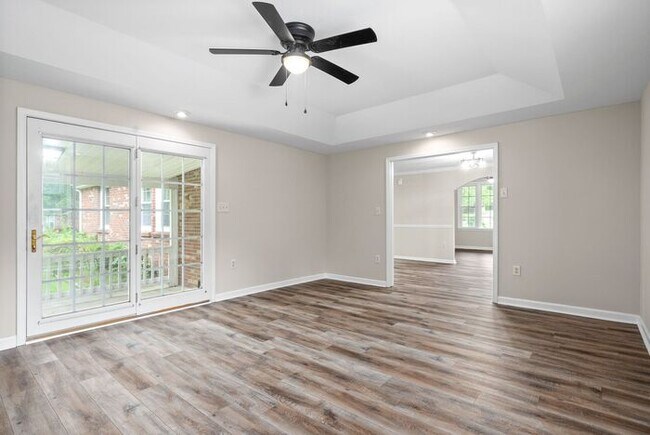 Building Photo - Ranch Style home Sango!