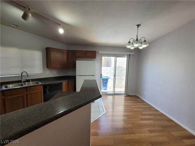 Building Photo - 5228 Mineral Lake Dr