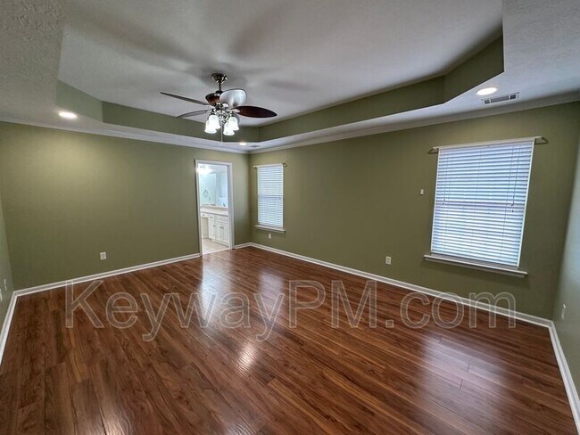 Building Photo - 435 St Julian Pl