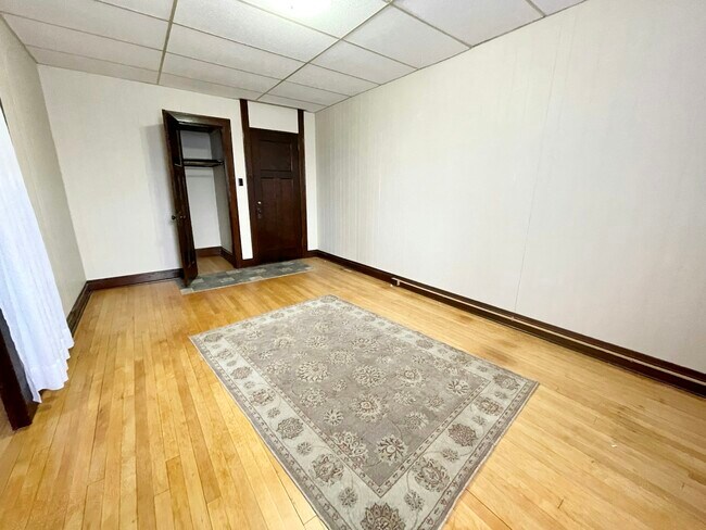 Building Photo - 1 S Minnesota St