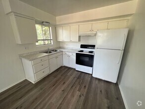 Building Photo - 25250