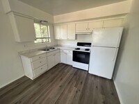 Building Photo - 25250