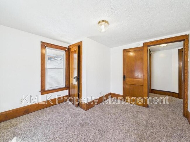 Building Photo - 117 Hazelwood Ave