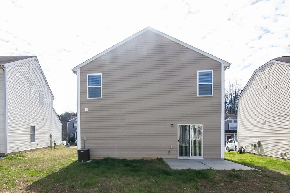 Building Photo - 8941 Chalkstone Rd