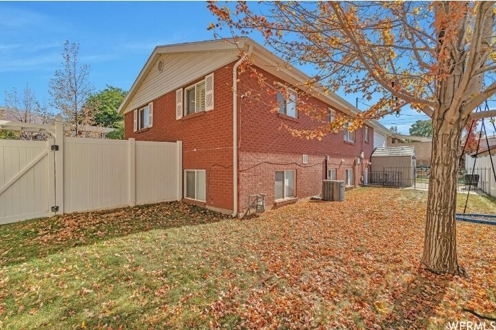 Building Photo - 1628 S 500 E