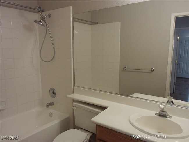 Building Photo - 7560 Mission Palm St