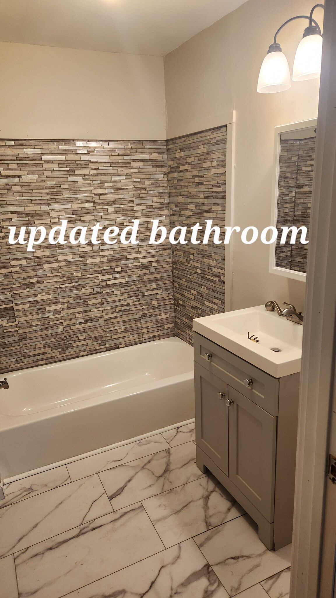 Building Photo - 173 Richardson St