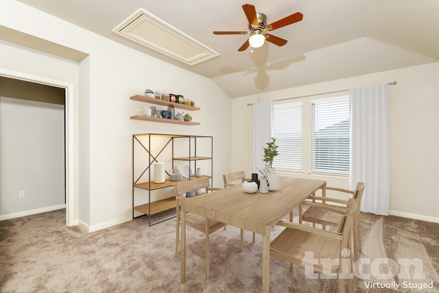 Building Photo - 13520 Paxton Blvd