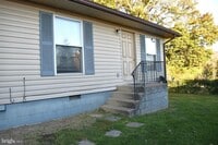 Building Photo - 5986 Broad St