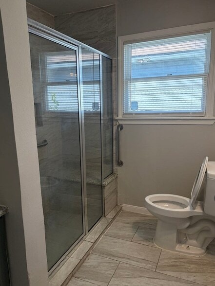 Building Photo - 5962 Belarbor St