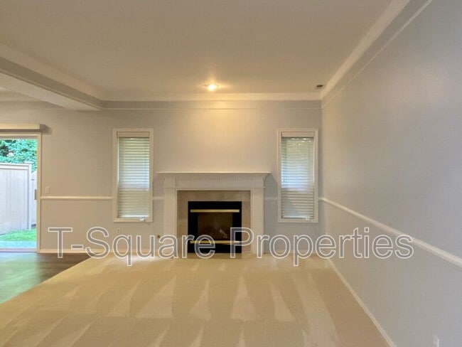 Building Photo - 13252 NE 183rd St