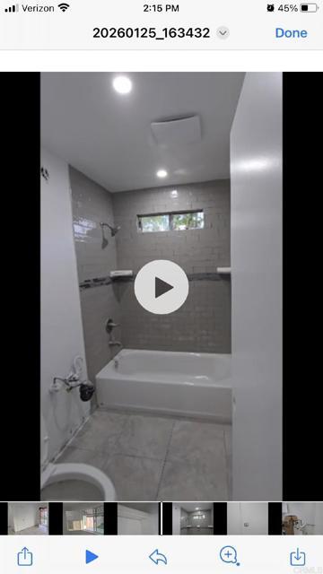 Building Photo - 4557 Clairemont Dr