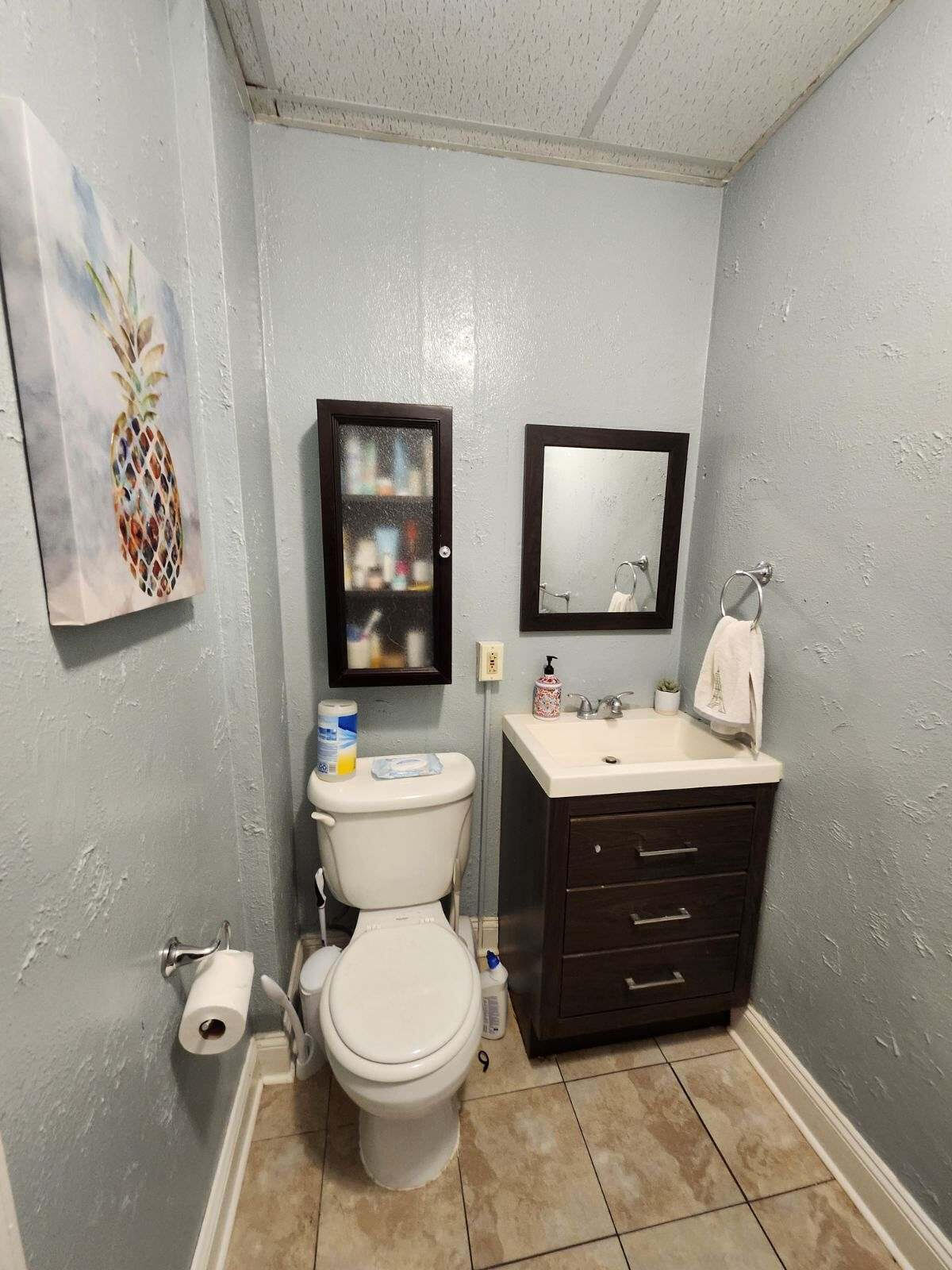 Building Photo - 116 N Church St