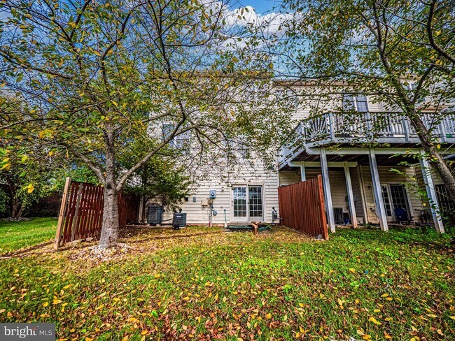 Building Photo - 22619 Upperville Heights Square