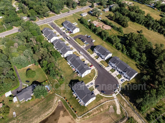 Building Photo - 385 N Tuckahoe Rd