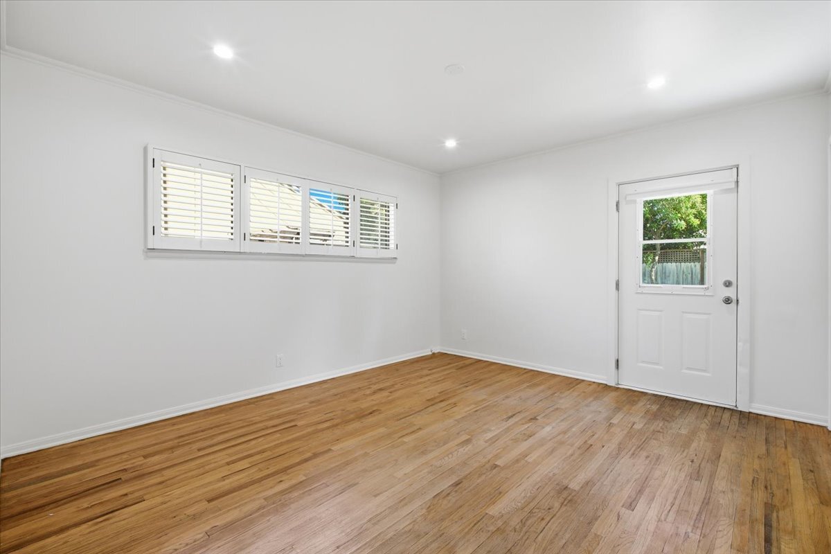 Building Photo - 12818 Hatteras St