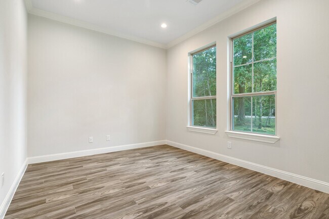 Building Photo - 12110 S Tara Plantation Dr