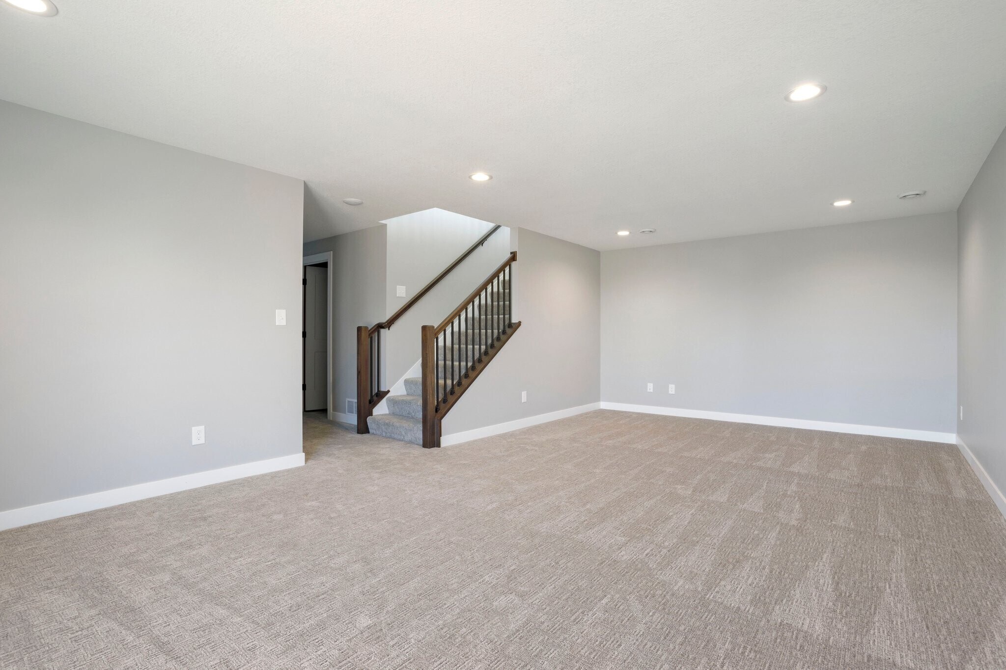 Building Photo - 1305 11th Ave NW