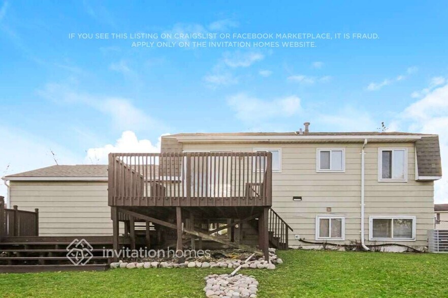 Building Photo - 3720 178th Pl