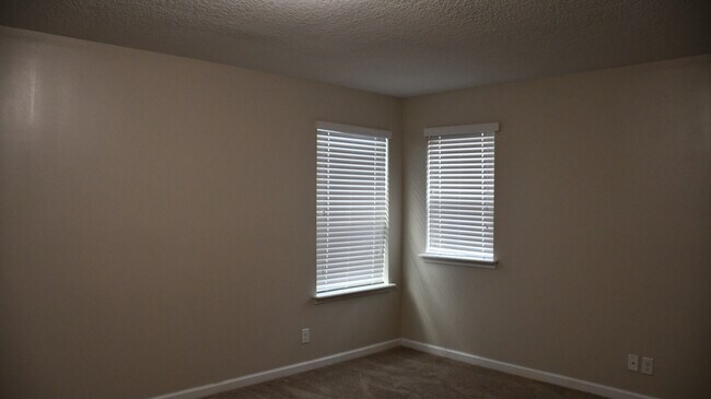 Building Photo - 97389 Harbor Concourse Cir