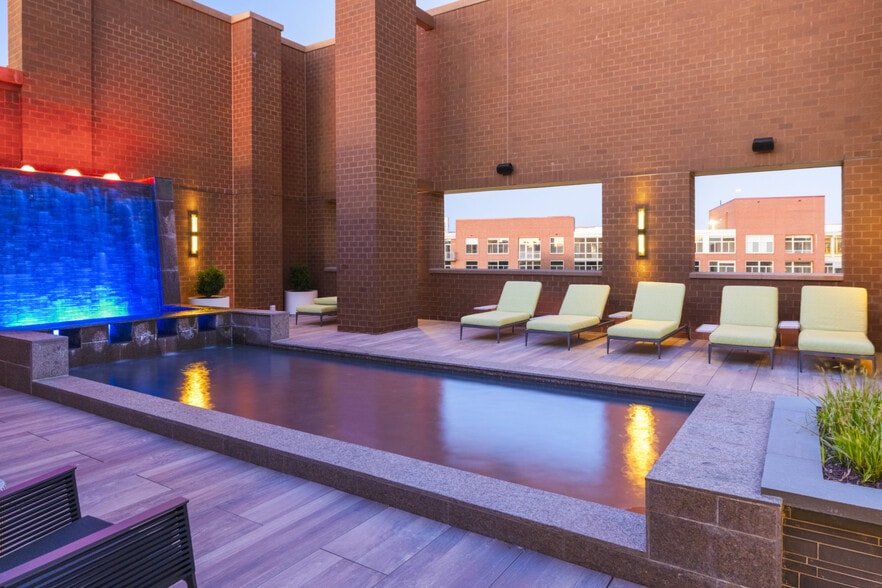 Building Photo - The Clark