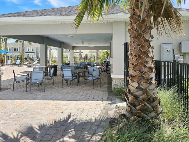 Building Photo - Limited-Time Offer: Two-for-One Application Fee Special! Flexible Move-In Costs! Pay only half th...