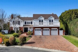 Building Photo - 47 Santa Catalina Dr