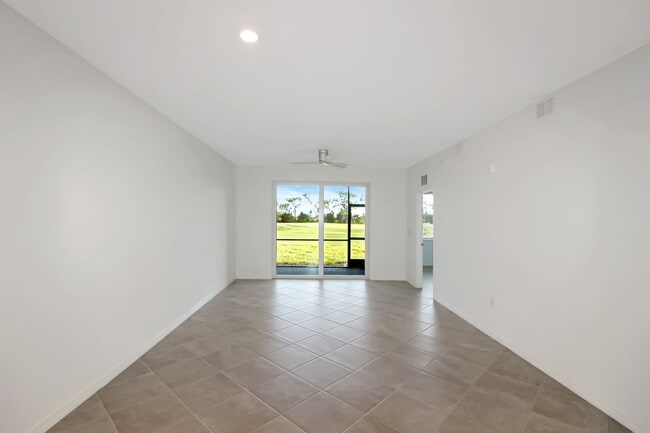 Building Photo - Wellen Park Golf and Country Club Annual Condo for Rent