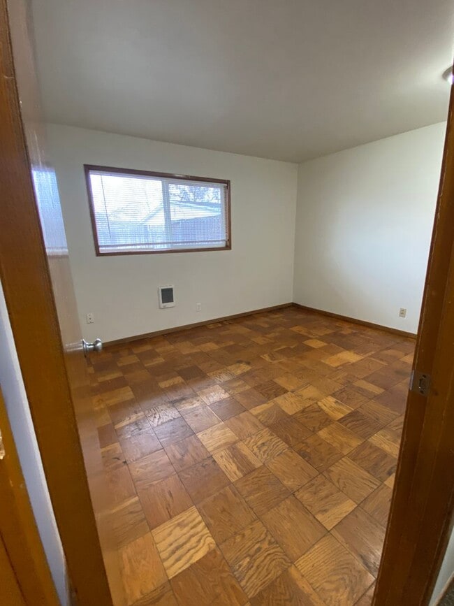 Building Photo - 8919 Travis Dr