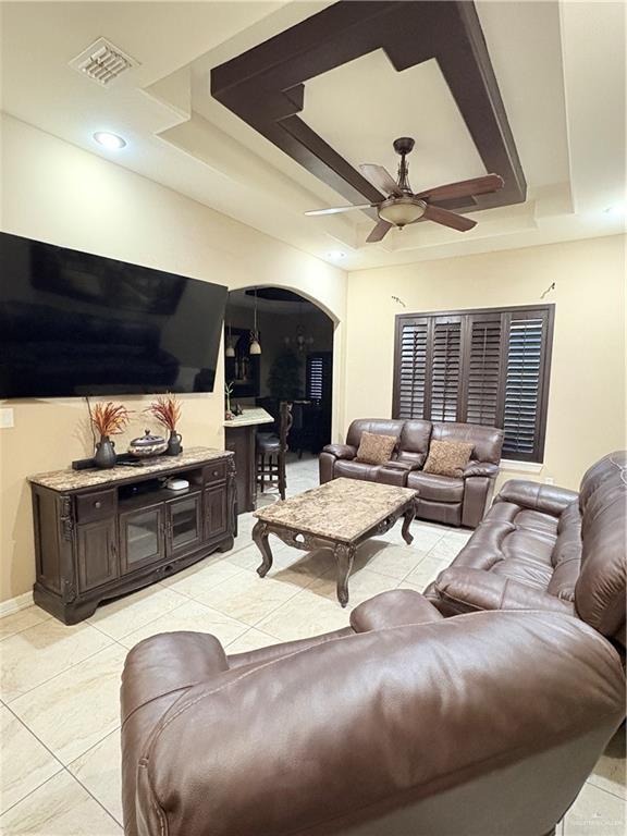 Building Photo - 20 River Crest St